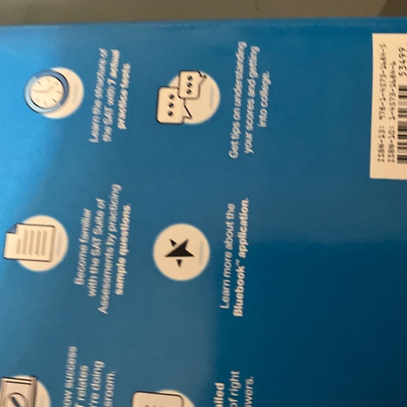 The Official SAT Study Guide, Second Edition 2025 - Picture 2 of 3